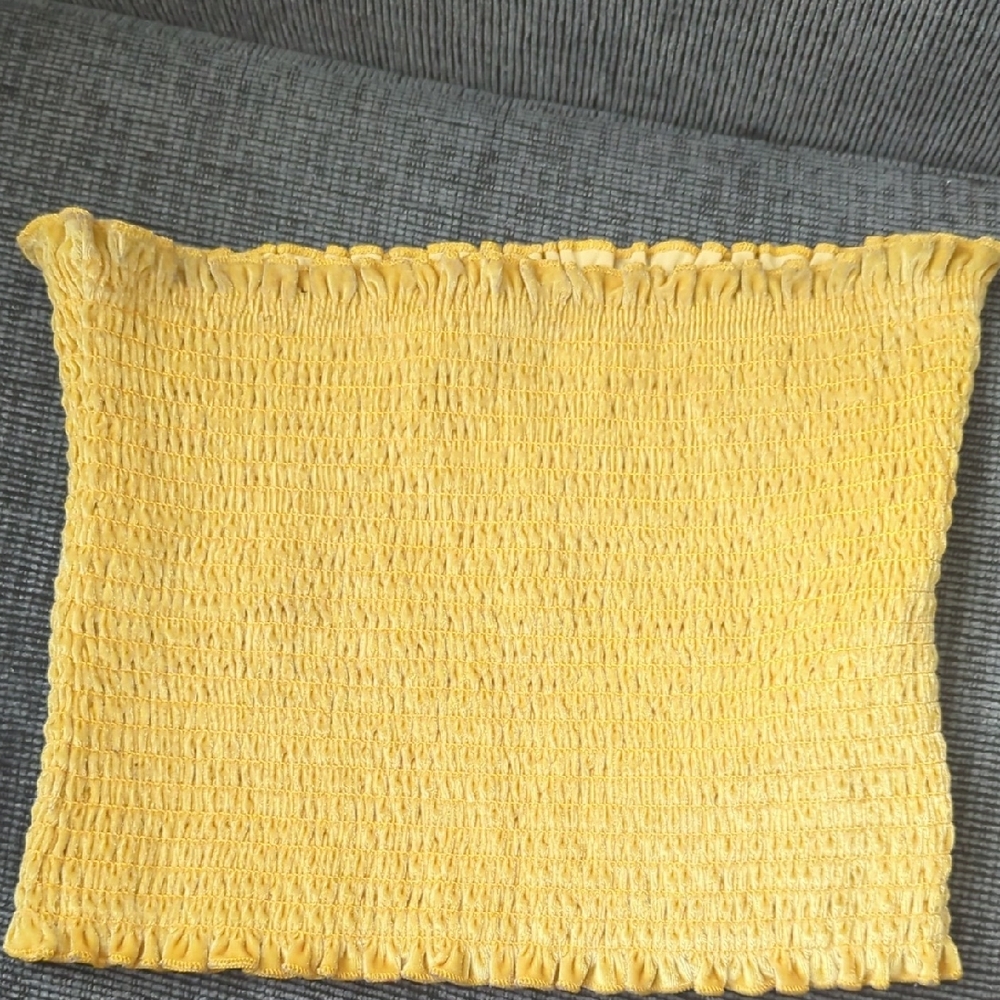 Hollister Yellow Smock top
